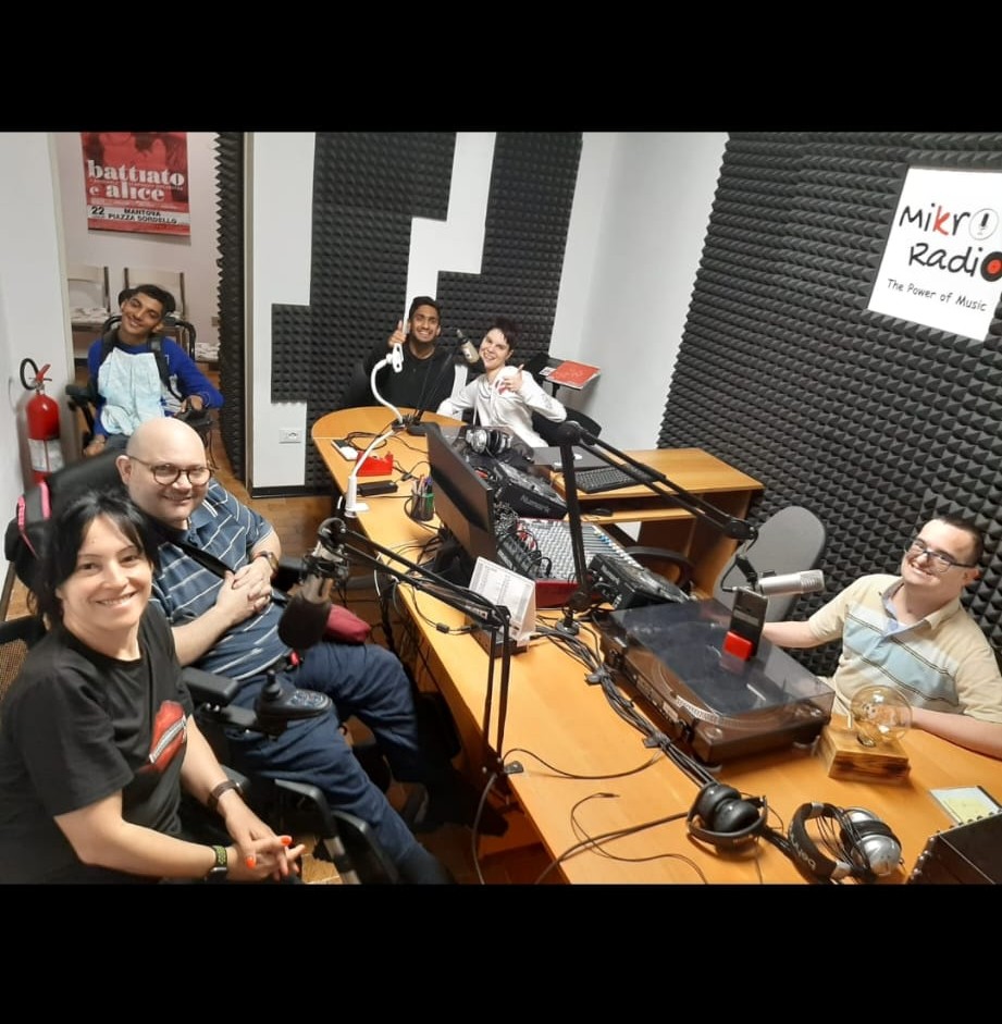 Ogni venerdì siamo in diretta su Mikro Radio