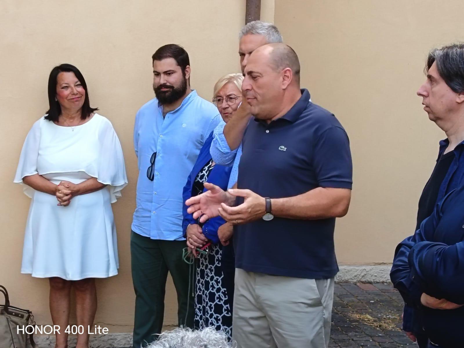 La mostra di Lanfranco a Pieve di Coriano organizzata grazie ai Lions di Ostiglia, a beneficio delle persone con disabilità di coop sociale Il Ponte