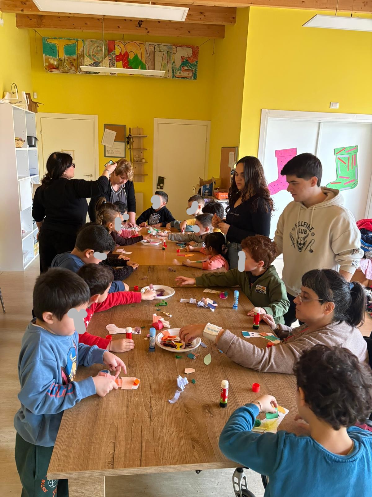 Laboratori creativi coi bambini della scuola dell'infanzia